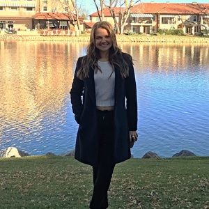 Meet your Posher, Ana